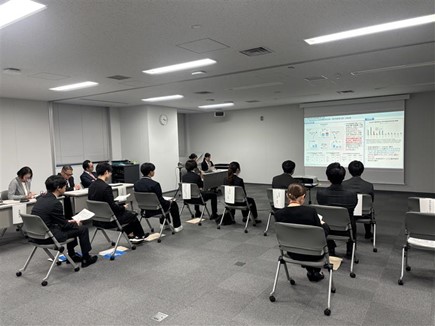 政策アイデア発表会の様子